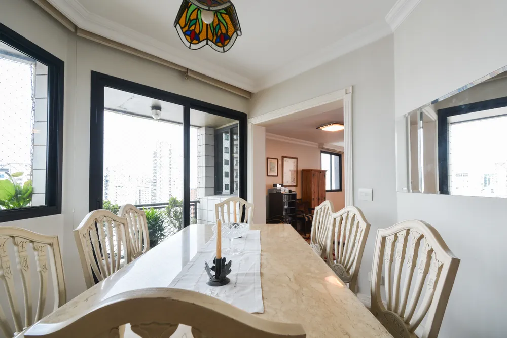 Apartamento, 3 quartos, 202 m² - Foto 2