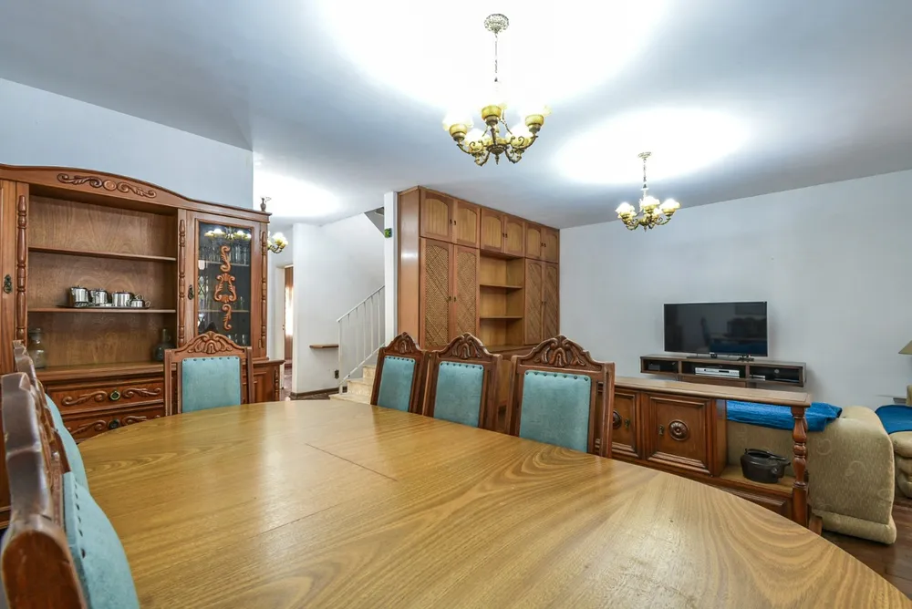 Sobrado, 3 quartos, 243 m² - Foto 2