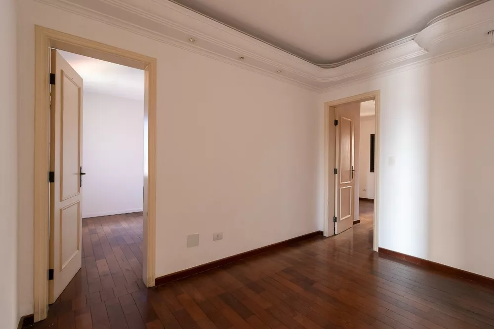 Apartamento à venda com 3 quartos, 153m² - Foto 7