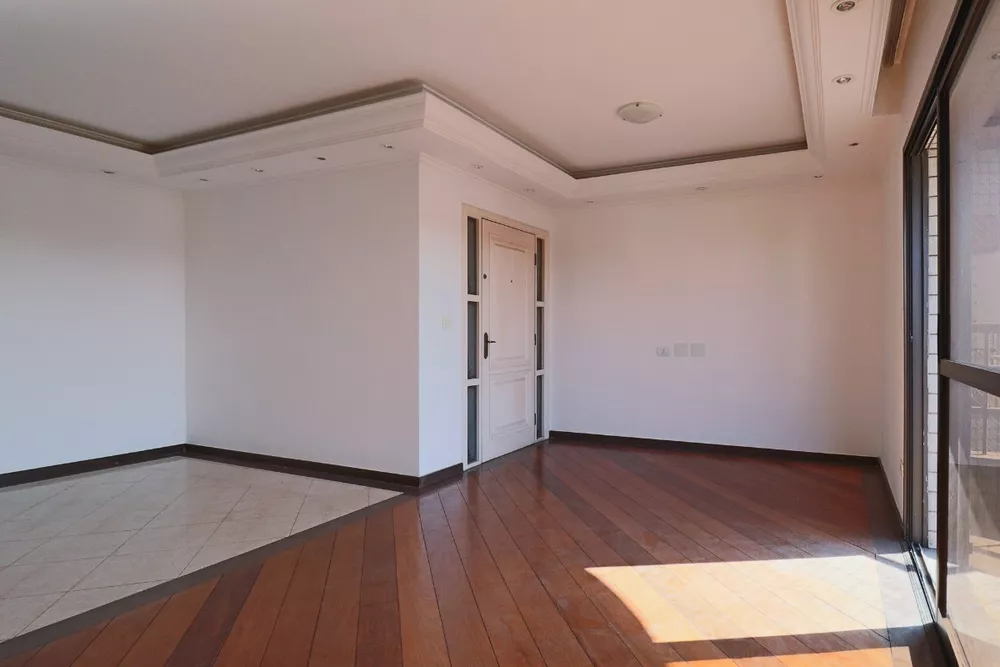 Apartamento à venda com 3 quartos, 153m² - Foto 3