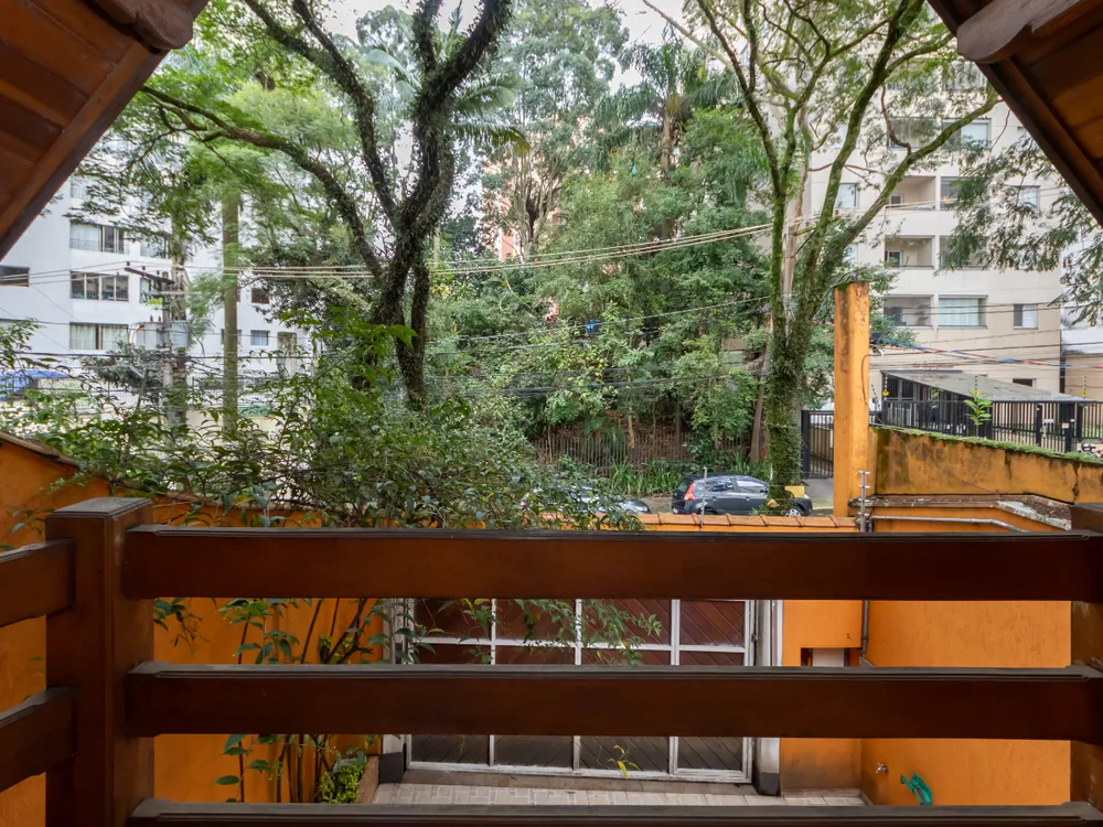 Sobrado, 4 quartos, 246 m² - Foto 1