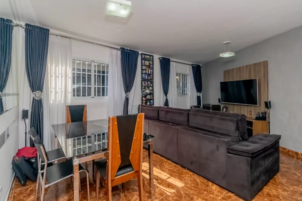 Sobrado à venda com 3 quartos, 143m² - Foto 2