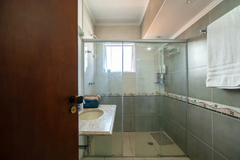Casa, 5 quartos, 217 m² - Foto 11
