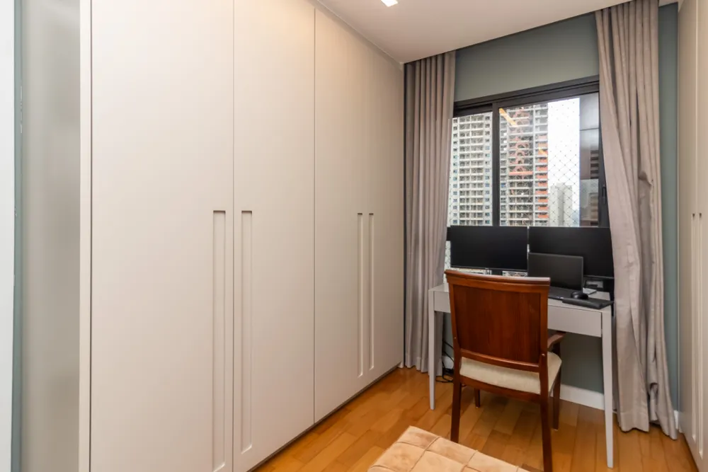 Apartamento, 3 quartos, 145 m² - Foto 3