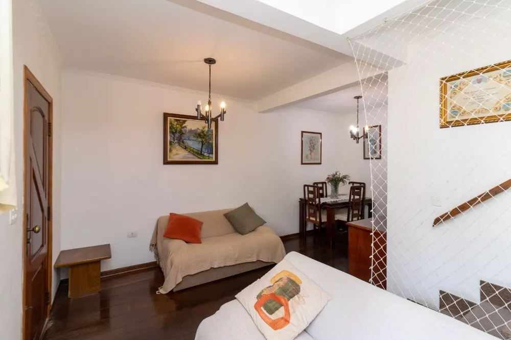 Sobrado à venda com 3 quartos, 201m² - Foto 2