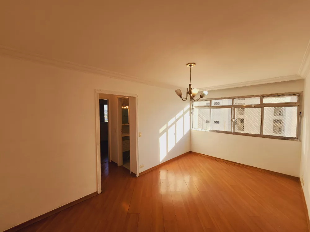 Apartamento à venda com 1 quarto, 44m² - Foto 1