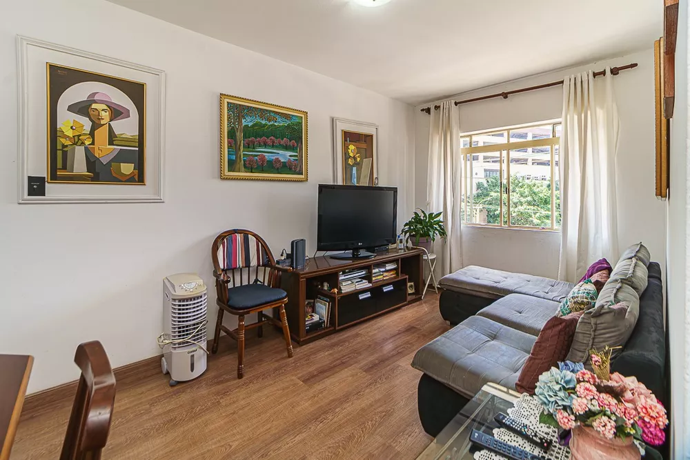 Apartamento à venda com 2 quartos, 64m² - Foto 4