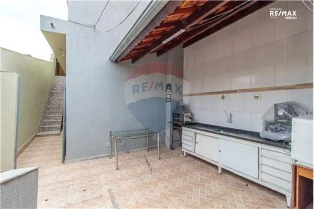 Casa à venda com 5 quartos, 190m² - Foto 5