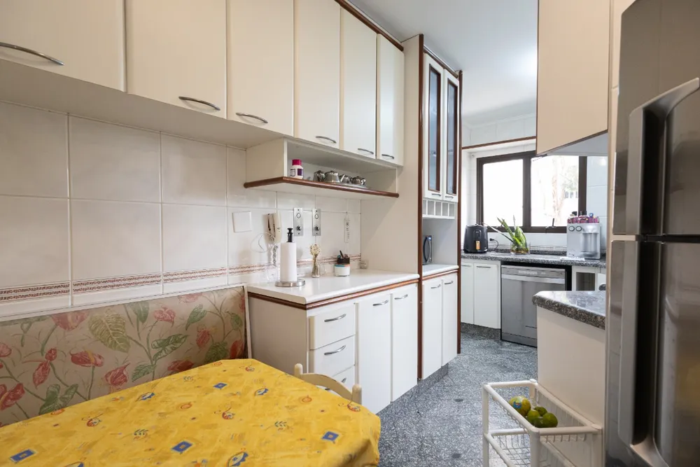 Apartamento, 3 quartos, 370 m² - Foto 1