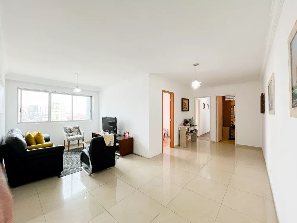 Apartamento à venda com 3 quartos, 101m² - Foto 1