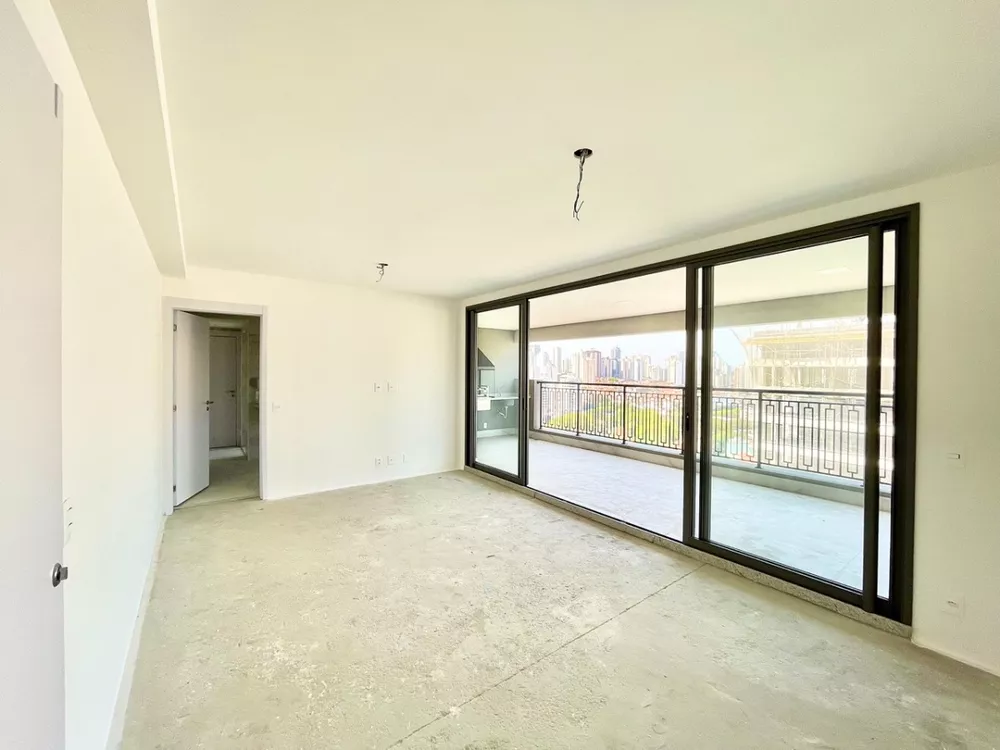 Apartamento à venda com 3 quartos, 123m² - Foto 1