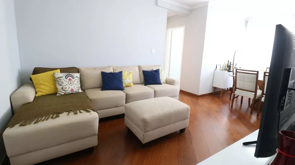 Apartamento à venda com 2 quartos, 73m² - Foto 1