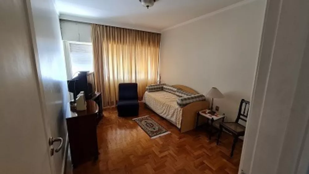 Apartamento à venda com 3 quartos, 157m² - Foto 4