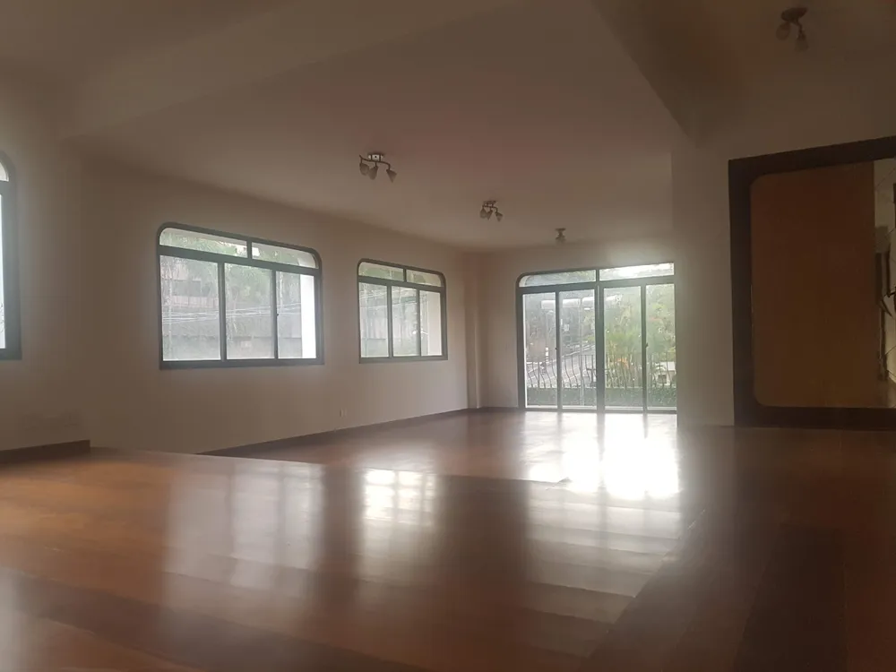Apartamento, 3 quartos, 1800 m² - Foto 10