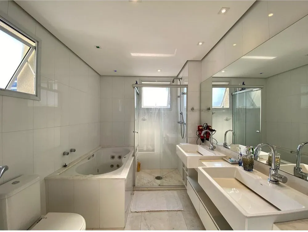 Apartamento, 4 quartos, 245 m² - Foto 2