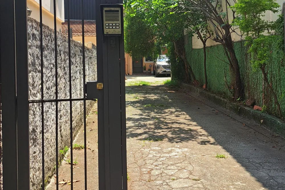 Casa, 4 quartos, 248 m² - Foto 1