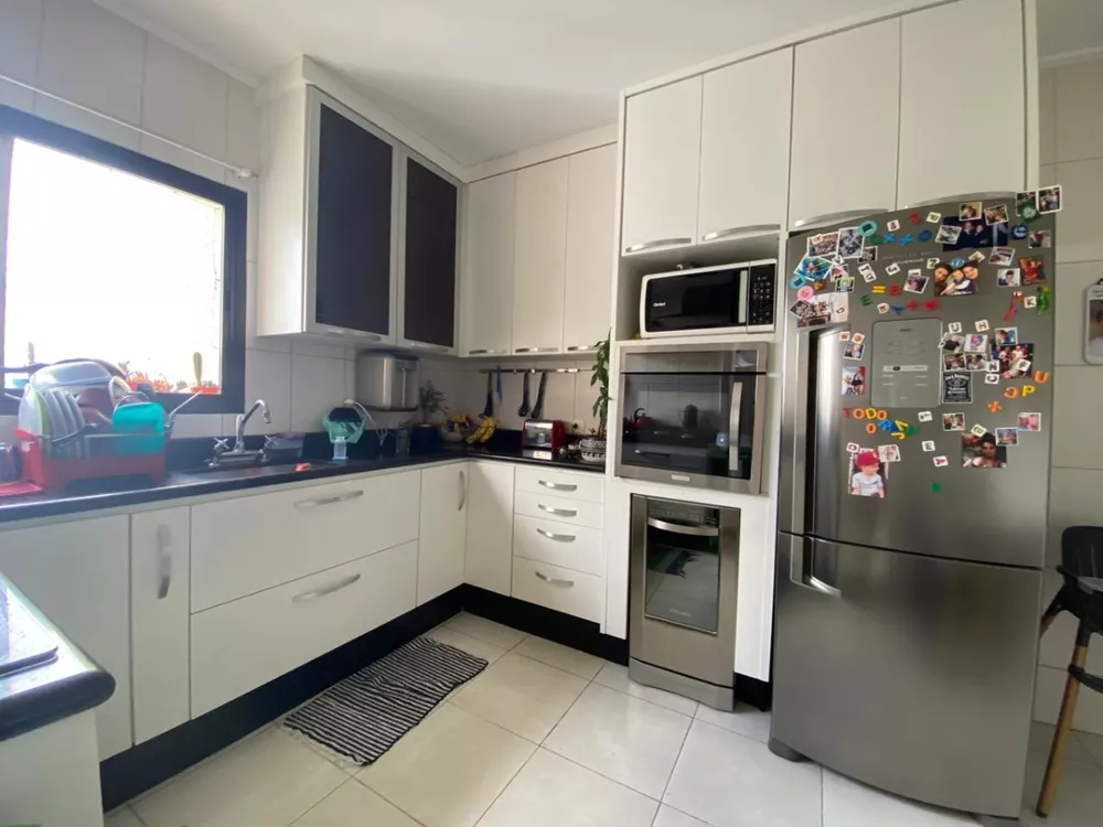 Apartamento à venda com 3 quartos, 122m² - Foto 4