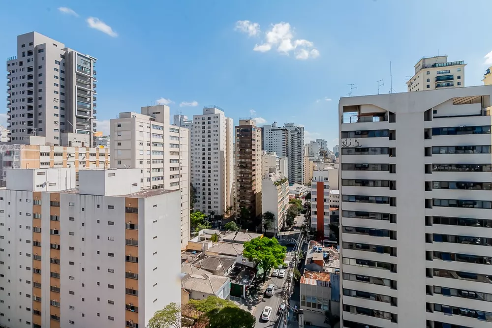 Apartamento à venda com 3 quartos, 243m² - Foto 1