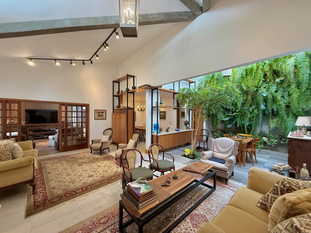 Casa, 4 quartos, 590 m² - Foto 1
