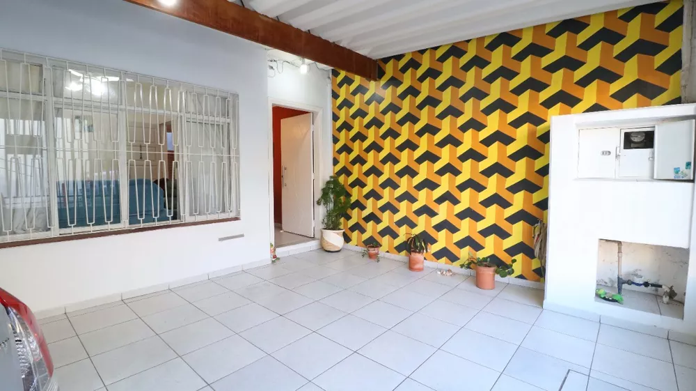 Casa à venda com 3 quartos, 179m² - Foto 3