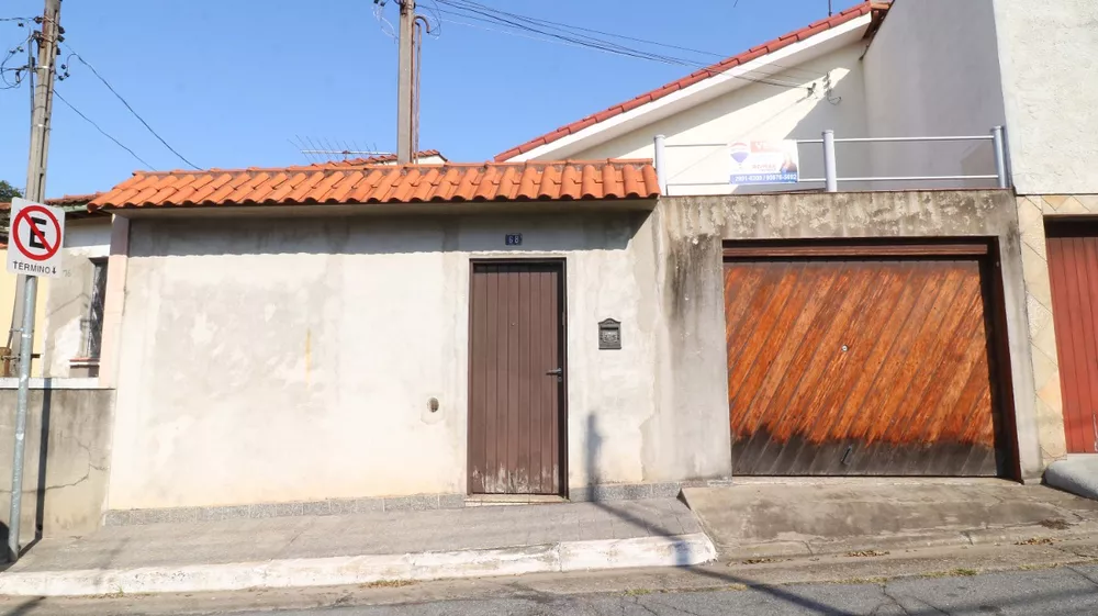 Casa à venda com 3 quartos, 150m² - Foto 2