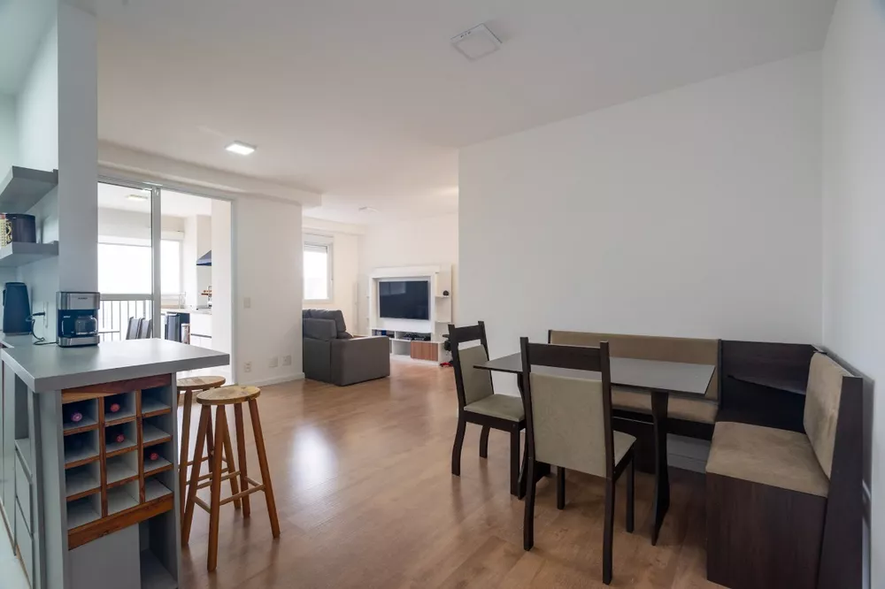 Apartamento à venda com 2 quartos, 84m² - Foto 1