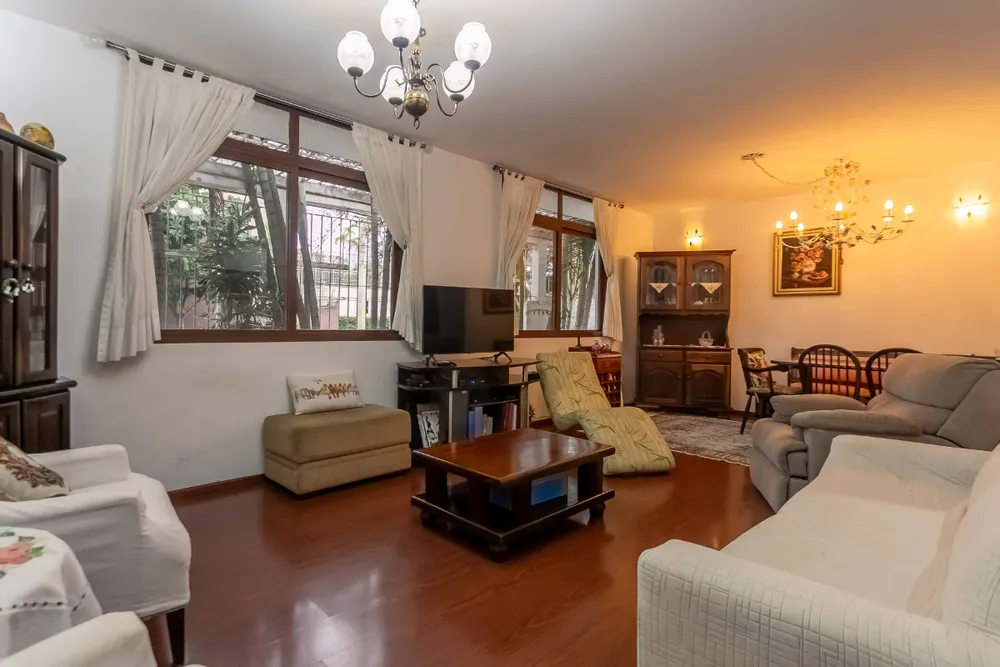 Casa, 3 quartos, 375 m² - Foto 1