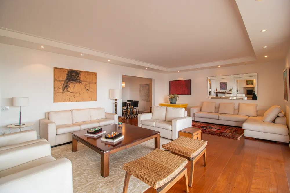 Apartamento, 3 quartos, 329 m² - Foto 1