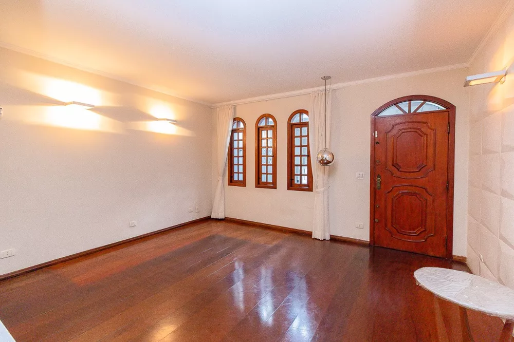 Casa à venda com 2 quartos, 136m² - Foto 4