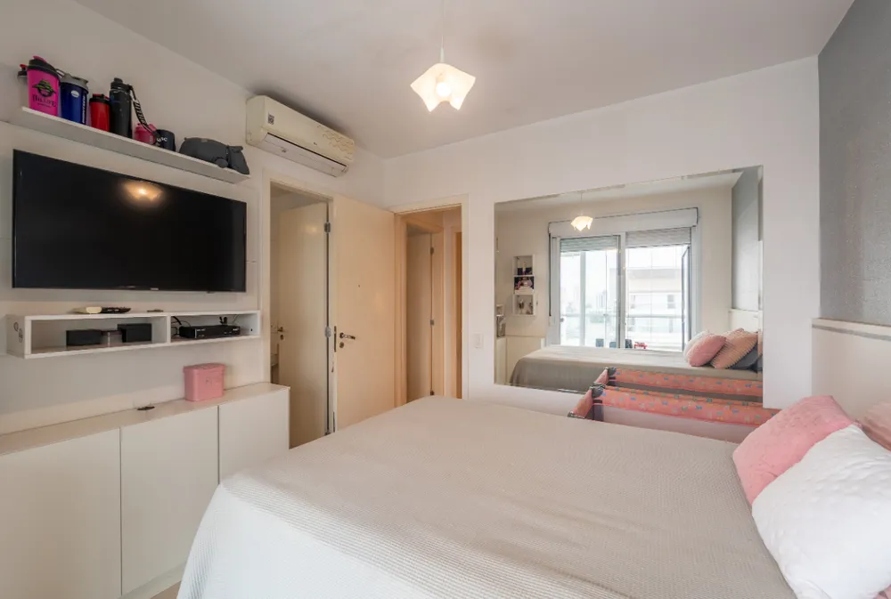 Apartamento, 5 quartos, 240 m² - Foto 1