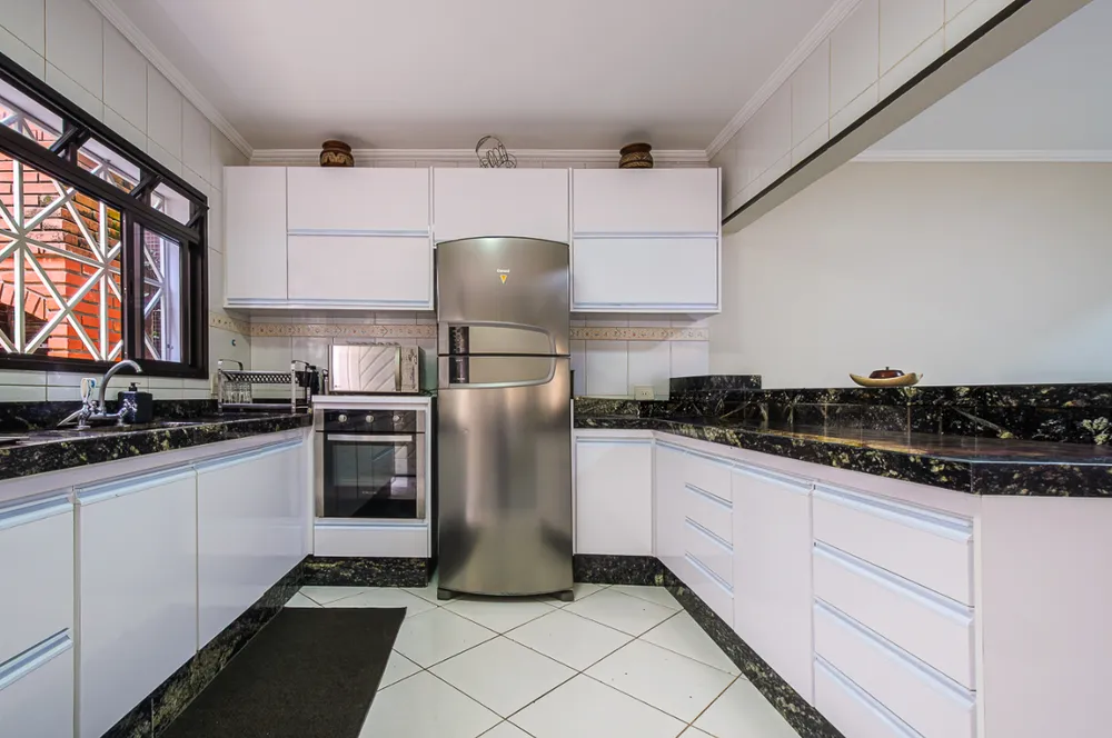 Casa, 3 quartos, 174 m² - Foto 1