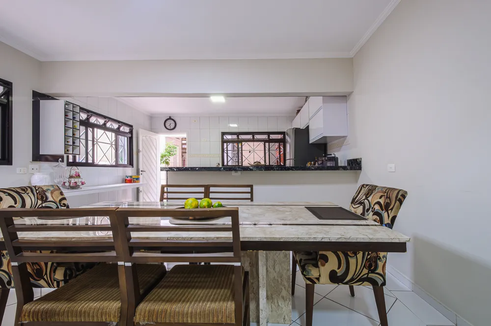 Casa, 3 quartos, 174 m² - Foto 2