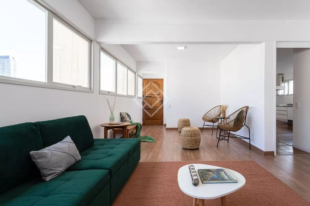 Apartamento à venda com 3 quartos, 121m² - Foto 3