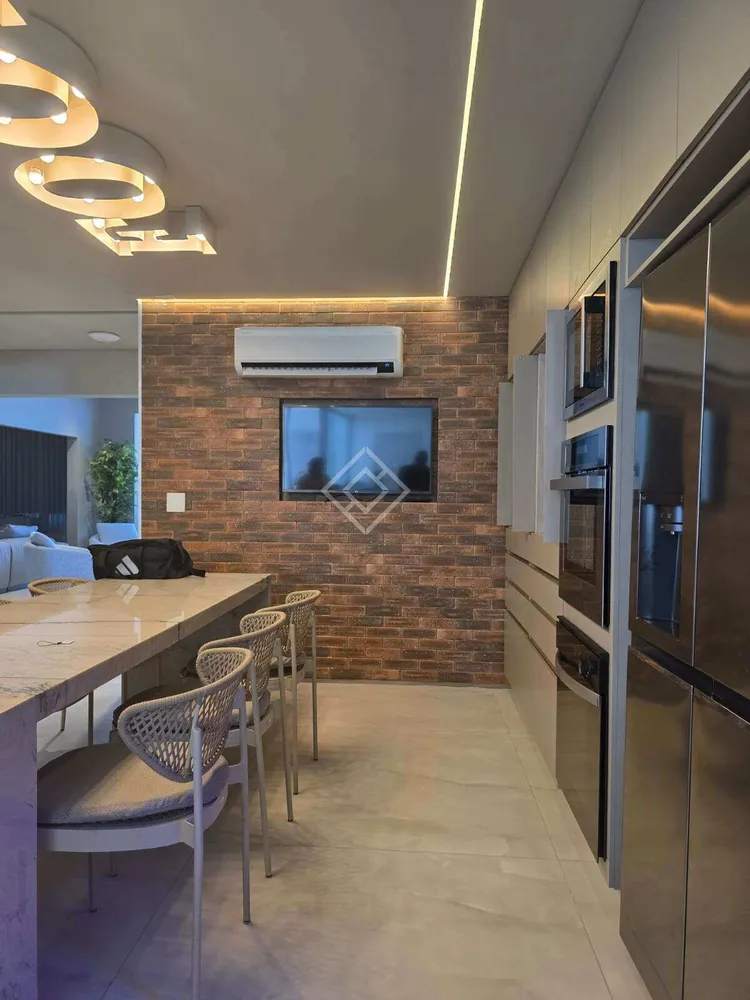 Apartamento, 3 quartos, 260 m² - Foto 14