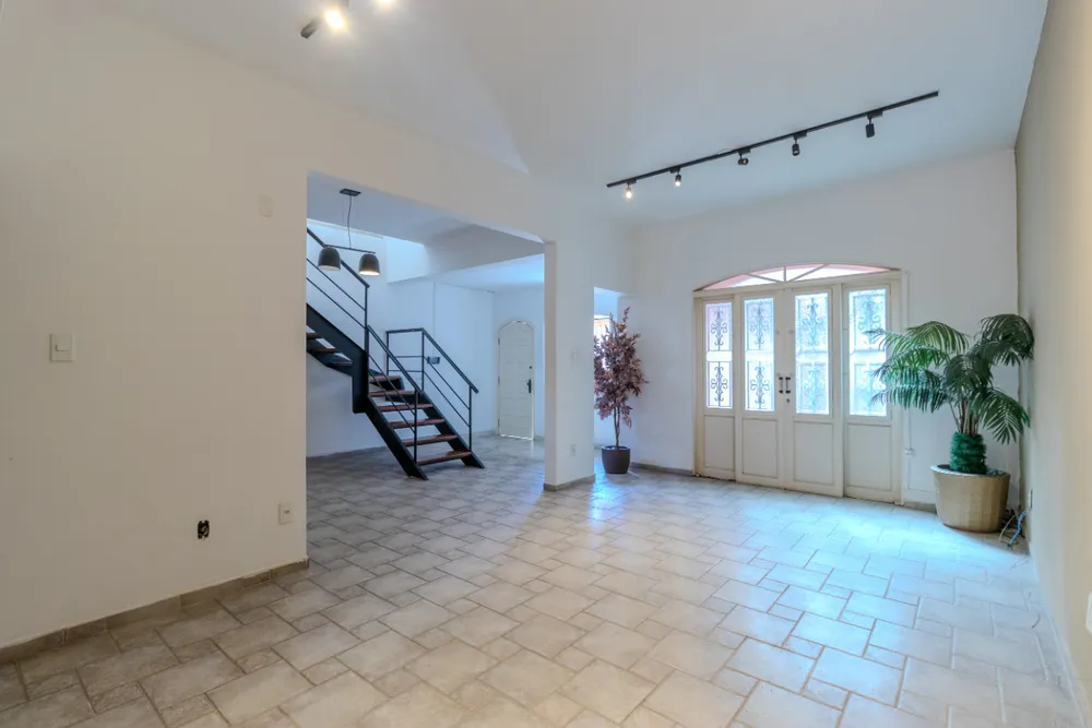 Casa, 3 quartos, 212 m² - Foto 3