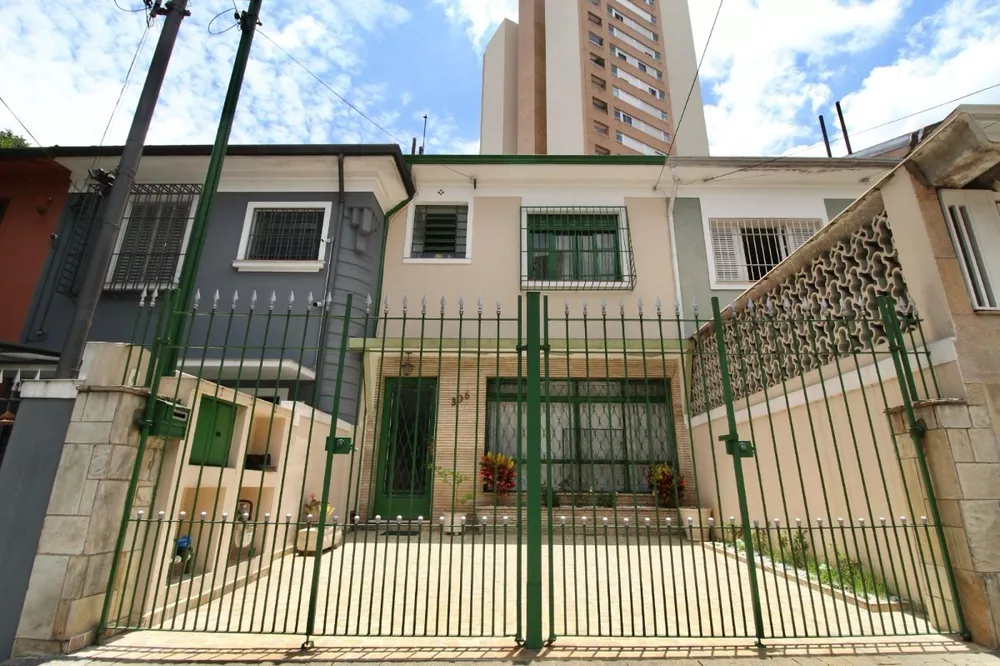 Sobrado à venda com 3 quartos, 140m² - Foto 1