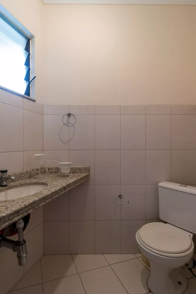 Casa à venda com 3 quartos, 184m² - Foto 4