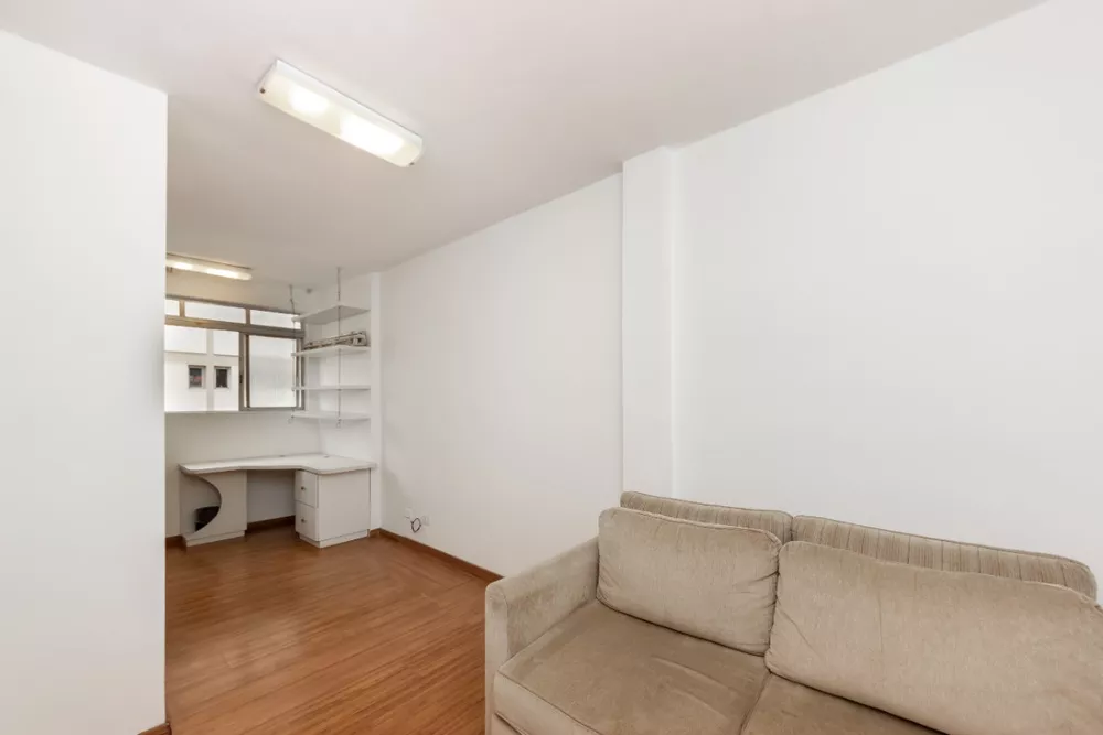 Apartamento à venda com 1 quarto, 42m² - Foto 2