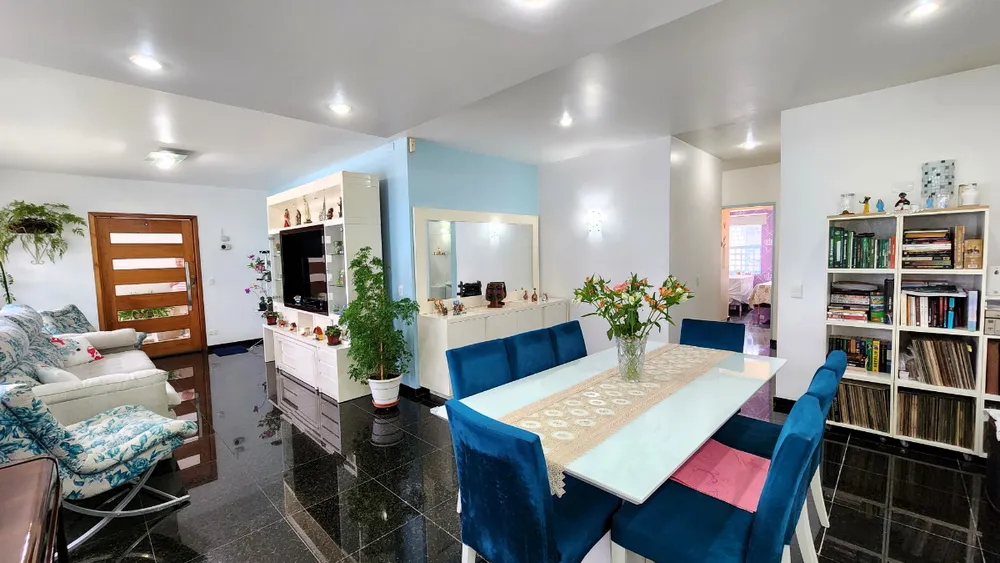 Casa, 3 quartos, 263 m² - Foto 1