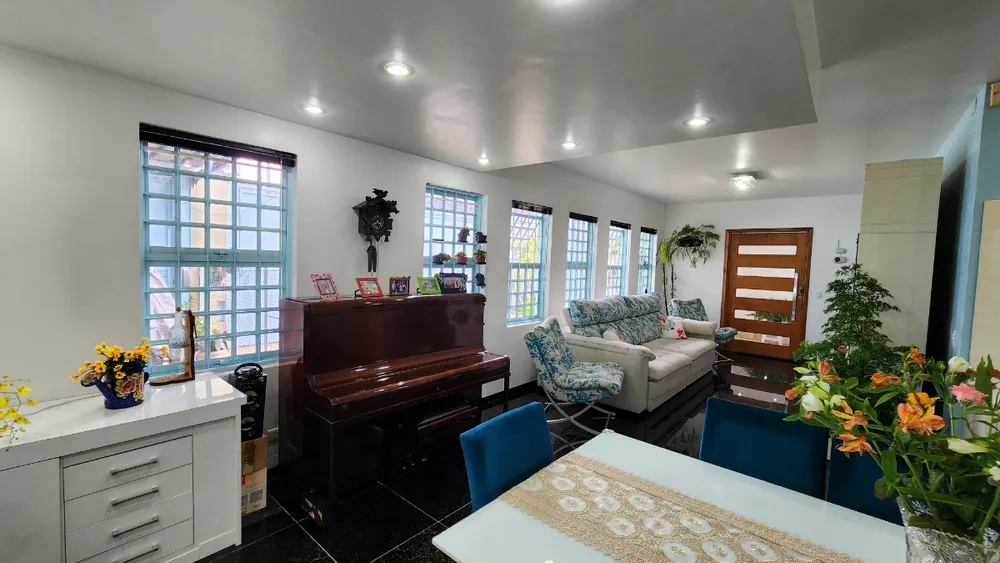 Casa, 3 quartos, 263 m² - Foto 2