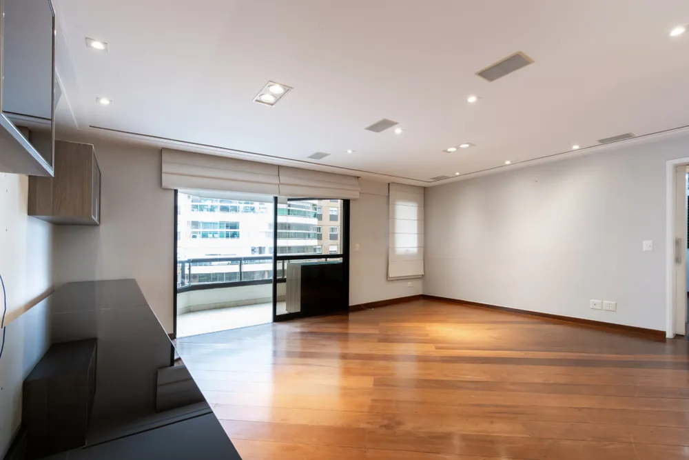 Apartamento, 4 quartos, 303 m² - Foto 1