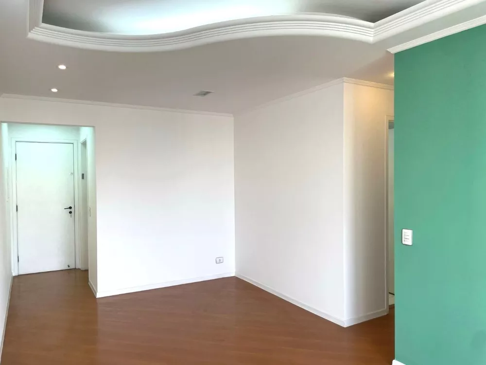 Apartamento à venda com 3 quartos, 76m² - Foto 2