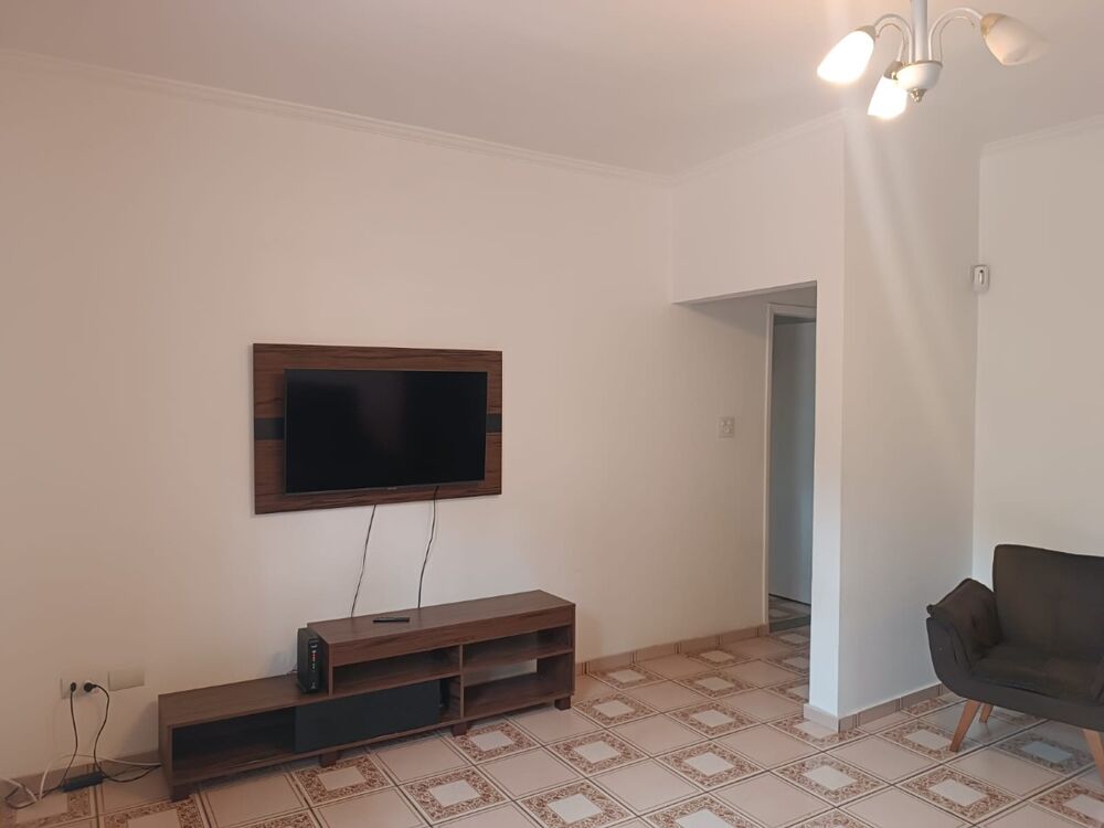 Casa à venda com 3 quartos, 170m² - Foto 2