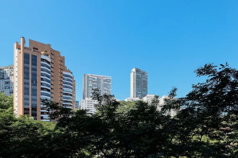 Apartamento, 3 quartos, 272 m² - Foto 1
