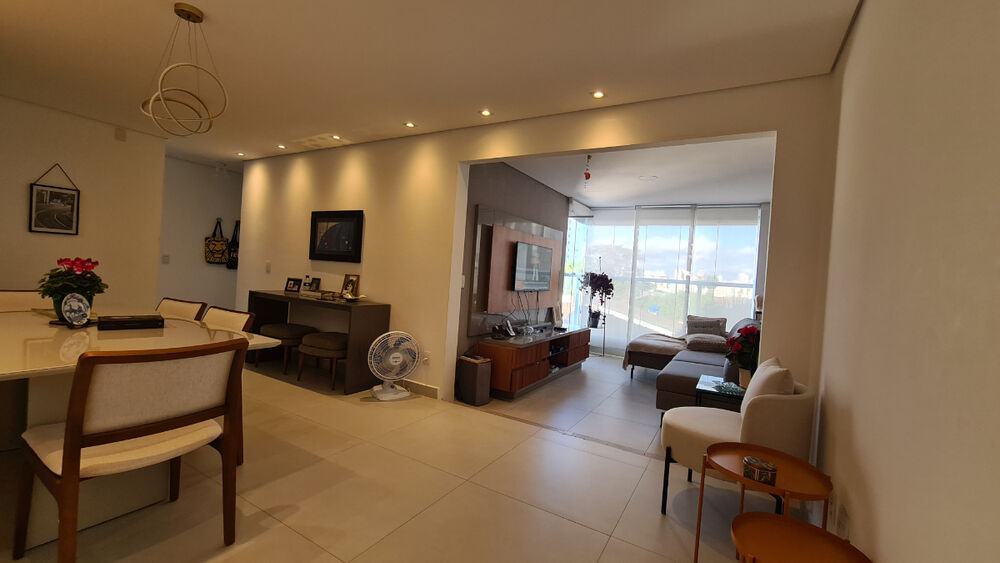 Apartamento à venda com 3 quartos, 76m² - Foto 1