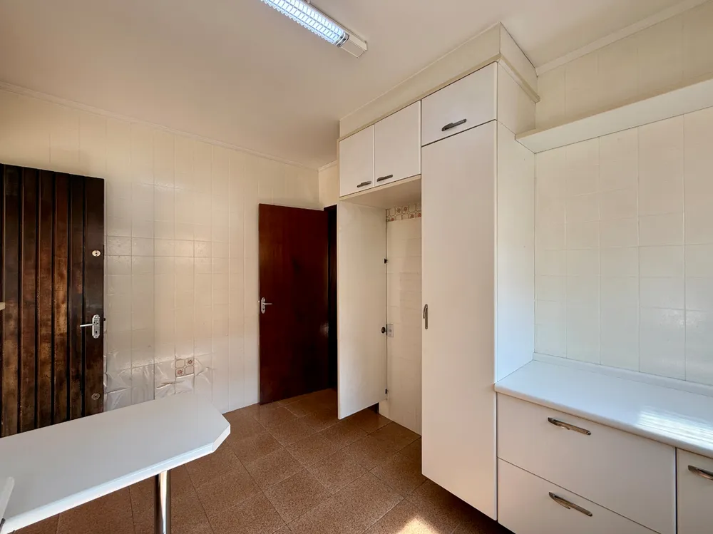 Casa, 3 quartos, 200 m² - Foto 4