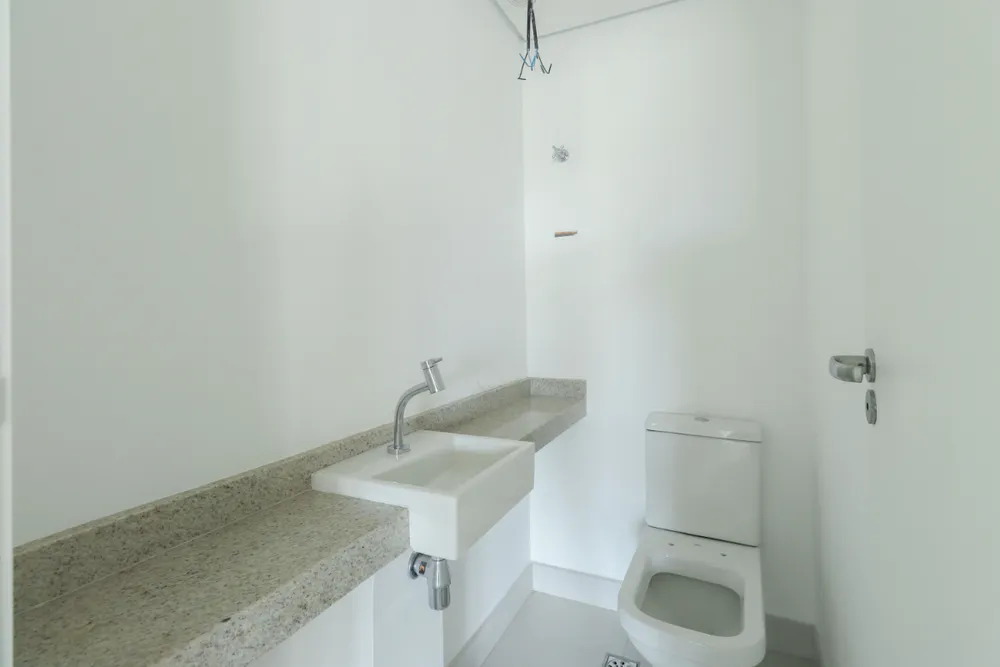 Apartamento, 3 quartos, 232 m² - Foto 1