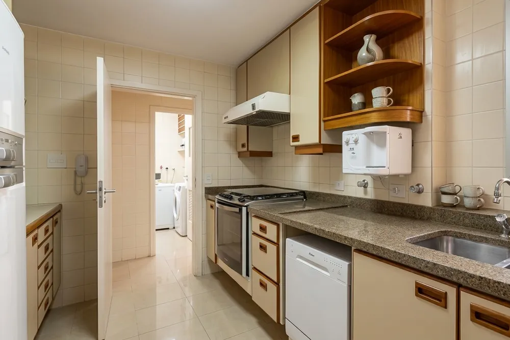Apartamento, 3 quartos, 150 m² - Foto 2