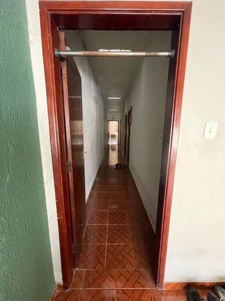 Casa à venda com 2 quartos, 500m² - Foto 6