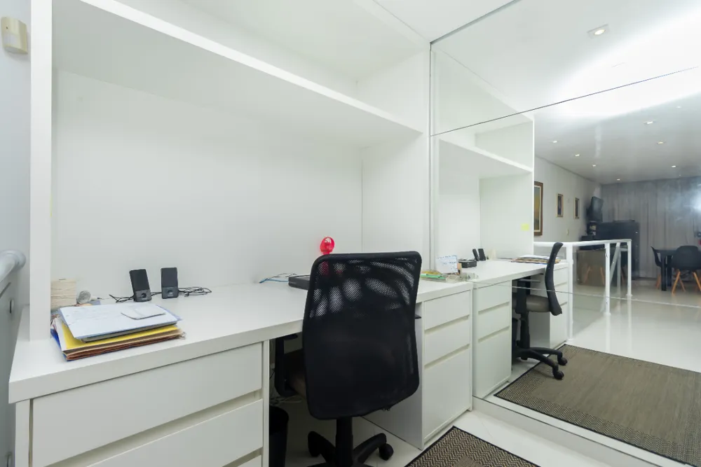 Casa, 4 quartos, 210 m² - Foto 2